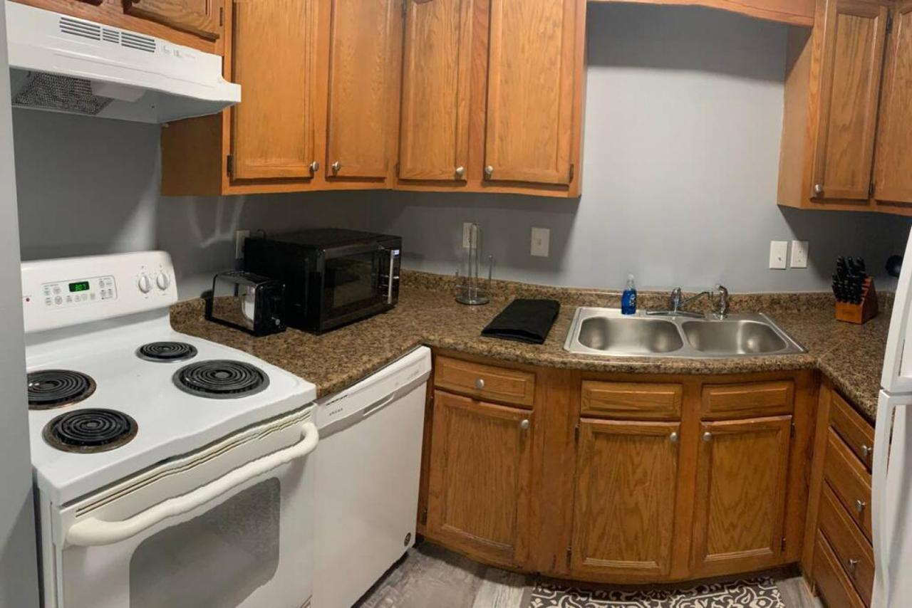 5145 Porsche Newly Remodeled 2 Bdrm Ranch Attached Home Princeton Экстерьер фото